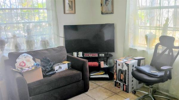 Evergreen Lawns, 2238 NW 34th St, Miami, Florida 33142, image 2