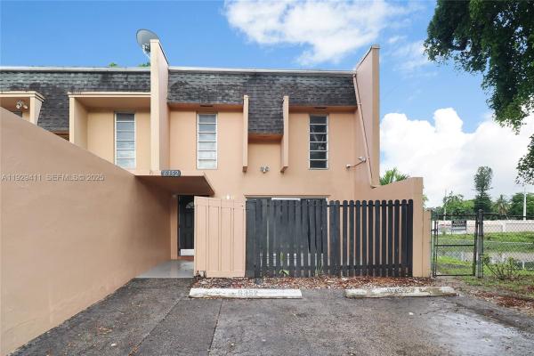 6352 Boulevard Of Champions #1, Margate, Florida 33068, image 1