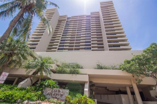 Club Atlantis, 2555 Collins Ave #911, Miami Beach, Florida 33140, image 1