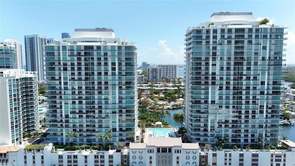 Parque Towers, 300 Sunny Isles Blvd #4-2203, Sunny Isles Beach, Florida 33160, image 2