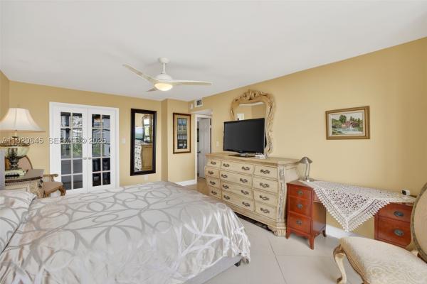 Towers Of Oceanview Point, 200 Leslie Dr #707, Hallandale Beach, Florida 33009, image 2