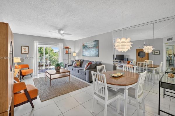 Barcelona North, 257 S Cypress Rd #436, Pompano Beach, Florida 33060, image 1