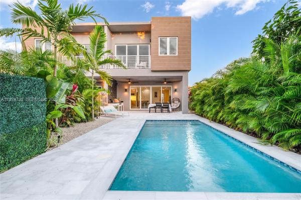 2756 SW 34th Ct #B, Miami, Florida 33133, image 3