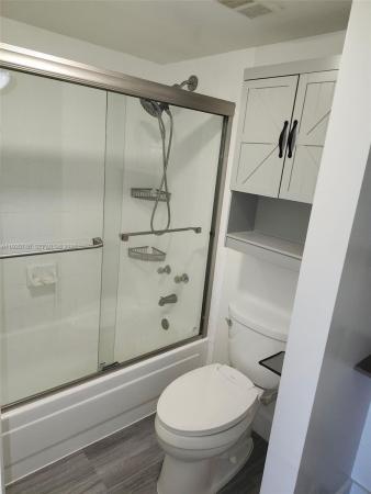 Le Club At Old Cutler, 8540 SW 212th St #303, Cutler Bay, Florida 33189, image 2