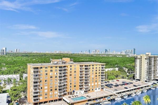Waterside Towers, 2450 NE 135th St #410, North Miami, Florida 33181, image 1