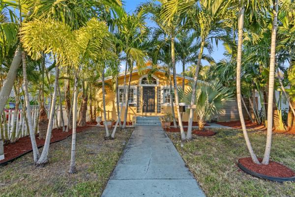 Hollywood Lakes, 1547 Harrison St, Hollywood, Florida 33020, image 2