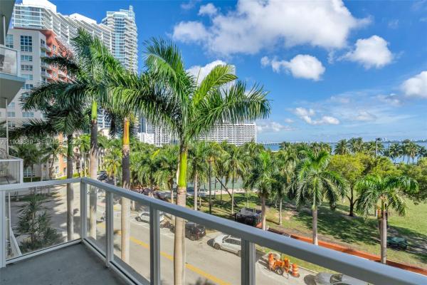 Quantum On The Bay, 1900 N Bayshore Dr #604, Miami, Florida 33132, image 2