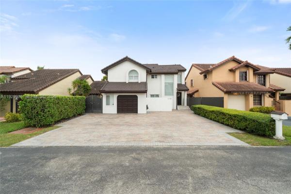 Sunset Harbour, 12728 SW 64th Ter, Kendale Lakes, Florida 33183, image 3