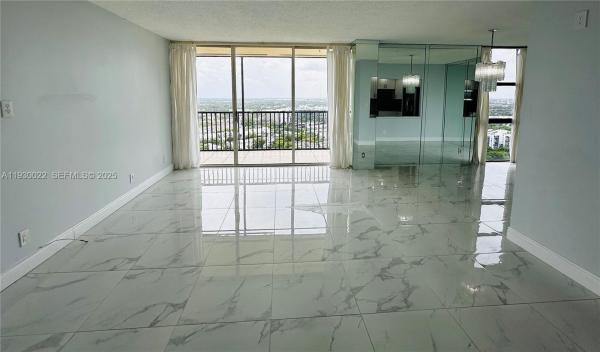 Coronado Tower 1, 20335 W Country Club Dr #2601, Aventura, Florida 33180, image 2