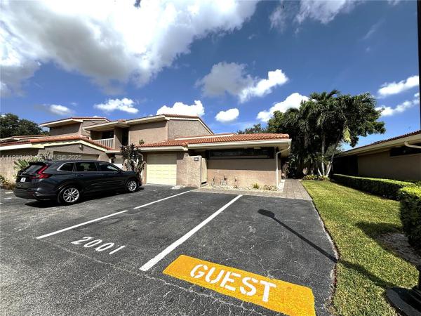 2001 Saint Andrews Rd #121, Hollywood, Florida 33021, image 1