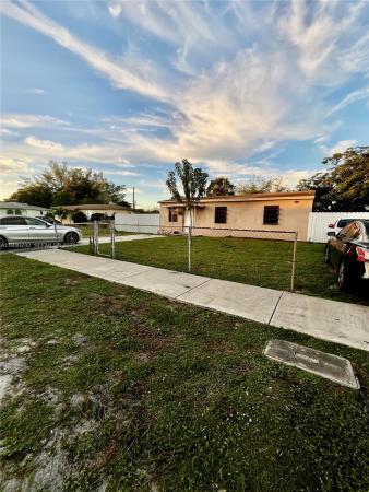 Lauderdale Manors, 1643 NW 12th Ct, Fort Lauderdale, Florida 33311, image 2