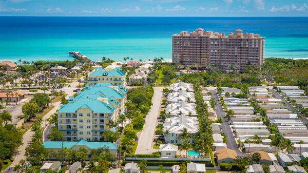 140 Ocean Breeze Dr #140, Juno Beach, Florida 33408, image 1