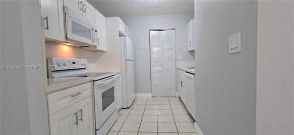 Soleil Lake, 646 NW 114th Ave #201, Sweetwater, Florida 33172, image 1