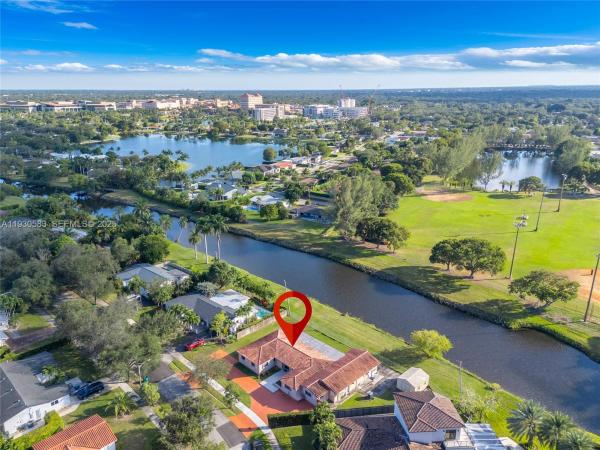Cypress Cove Estates, 9380 SW 83rd St, Sunset, Florida 33173, image 2