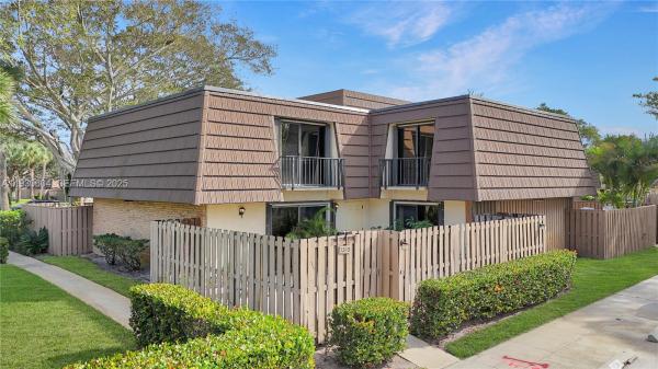 Sandalwood Estates, 1515 15th Ct, Palm Beach Gardens, Florida 33410, image 1