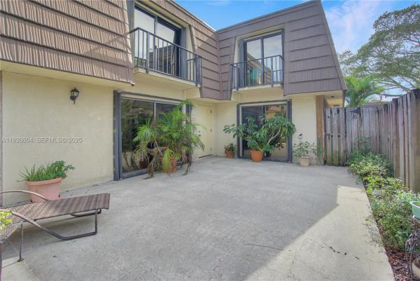 Sandalwood Estates, 1515 15th Ct, Palm Beach Gardens, Florida 33410, image 2