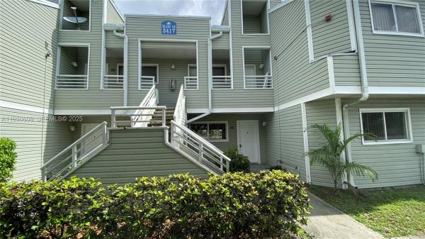 Summer Lake, 3417 NW 44th St #104, Oakland Park, Florida 33309, image 1