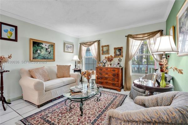 Towngate South, 11728 SW 118th Ter, Kendall, Florida 33186, image 3