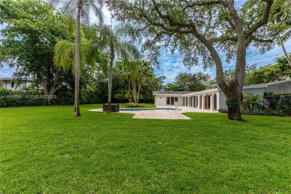 Town & Country Estates, 6601 Chapman Field Dr #, Pinecrest, Florida 33156, image 1