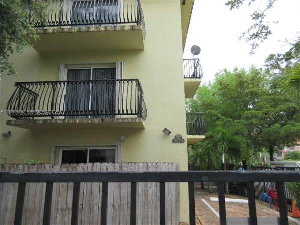 Jackson Peacocks, 3090 Bird Ave #203, Miami, Florida 33133, image 2