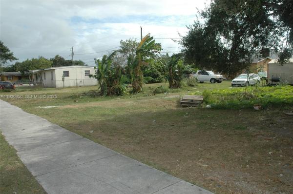 Sunnyland Park, 0 NW 9, Florida City, Florida 33034, image 2
