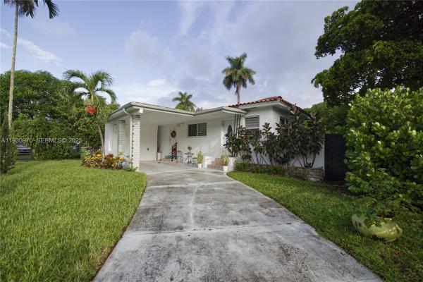 Poincianna Manor, 795 NE 146th St, North Miami, Florida 33161, image 1