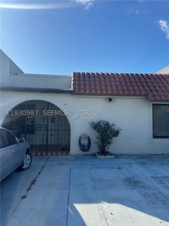 Park Villas Townhouses, 1620 W 57th Ter, Hialeah, Florida 33012, image 1