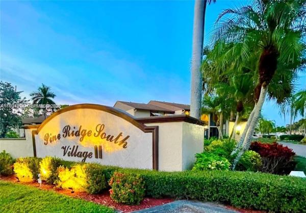 Pine Ridge South 2, 224 Pine Hov Cir #D-2, Greenacres, Florida 33463, image 1