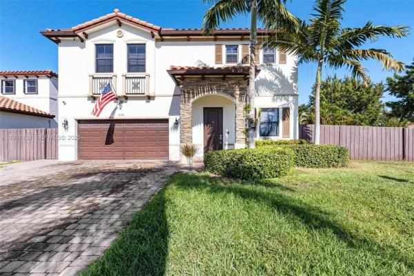 Kingman Commons, 2659 SE 1st Ln, Homestead, Florida 33033, image 2