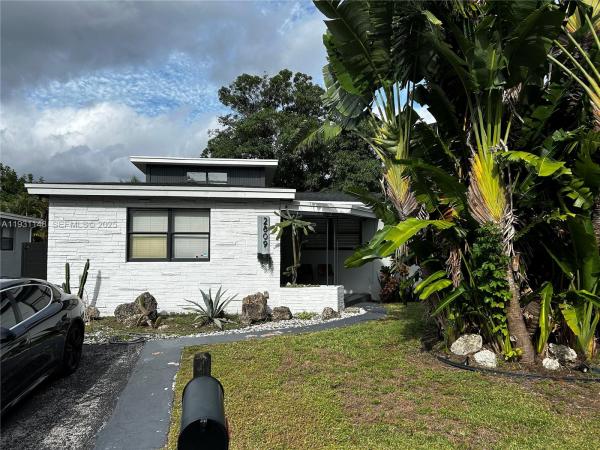 Melrose Park Estates, 2809 SW 8th St, Fort Lauderdale, Florida 33312, image 2