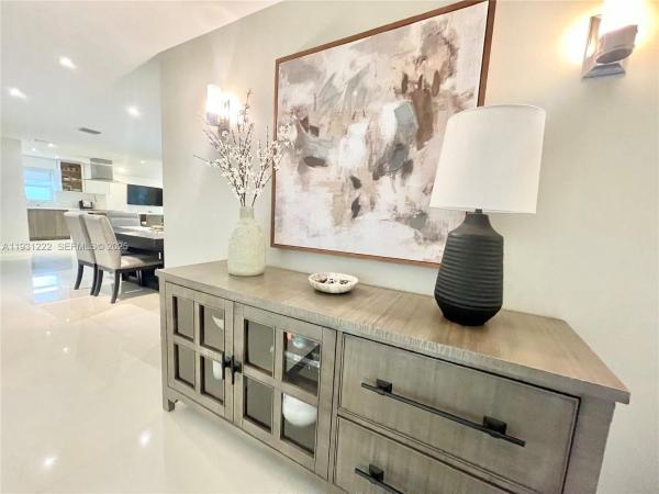 Fairway Lake South, 16323 SW 108th Ct, Palmetto Estates, Florida 33157, image 2