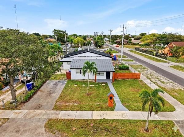 West Carver Ranches, 5666 Mayo St, Hollywood, Florida 33023, image 1