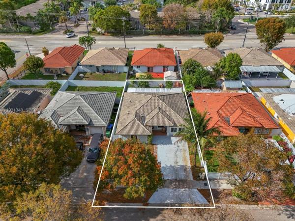 Lake Lucerne, 1851 NW 206th St, Miami Gardens, Florida 33056, image 2