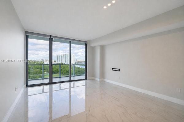 The Harbour North Tower, 16385 Biscayne Blvd #1102, North Miami Beach, Florida 33160, image 2