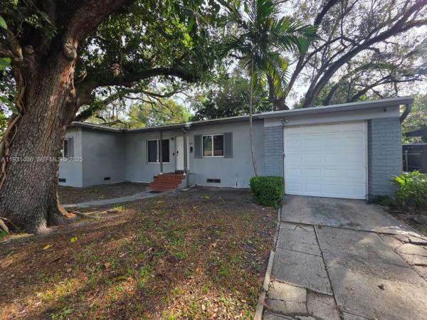 Bellwood Homesites, 530 NE 132nd Ter, North Miami, Florida 33161, image 1