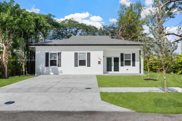 Arcola Gardens,  #, West Little River, Florida 33150, image 1