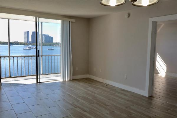Point East, 3000 Marcos Dr #P410, Aventura, Florida 33160, image 3