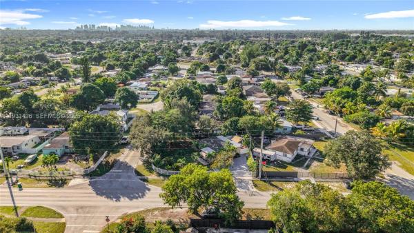 1860 NW 127th St, Miami, Florida 33167, image 1
