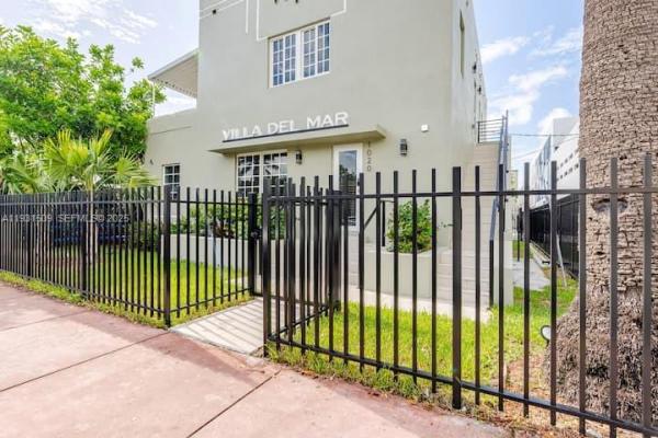 1020 6th St, Miami Beach, Florida 33139, image 1