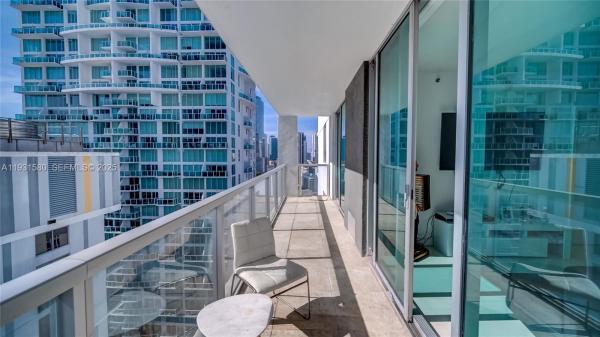 500 Brickell West, 55 SE 6th St #2700, Miami, Florida 33131, image 1
