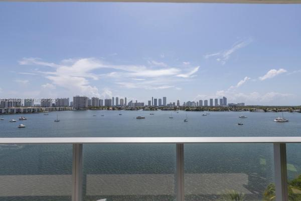 The Reserve At Marina Palms, 17111 Biscayne Blvd #909, North Miami Beach, Florida 33160, image 1