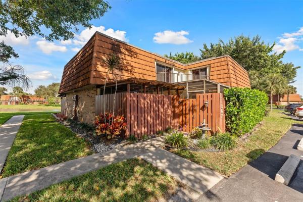 Village At Lake Pine, 11867 SW 13th Ct #11867, Davie, Florida 33325, image 1