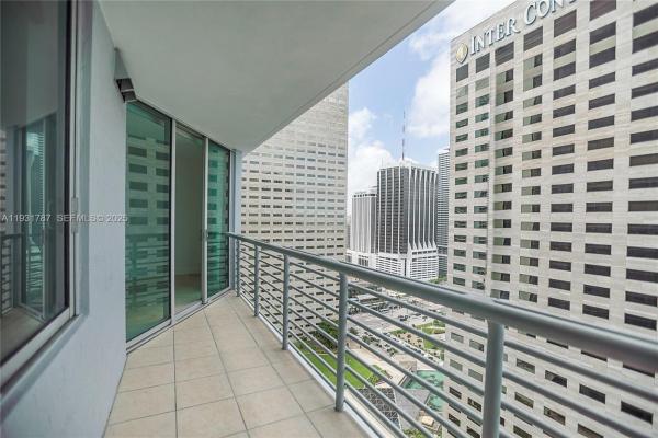 One Miami East, 335 S Biscayne Blvd #2710, Miami, Florida 33131, image 2