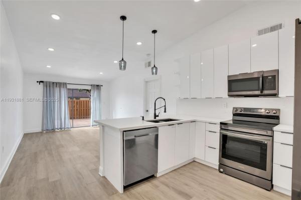 1330 SW 135th Ct, Miami, Florida 33184, image 1