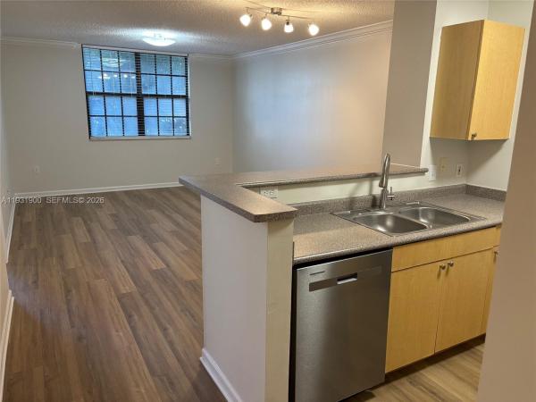 Regent Park At Young Circle, 1919 Van Buren St #219A, Hollywood, Florida 33020, image 2