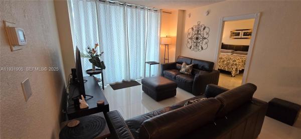 Sian Ocean Residences, 4001 S Ocean Dr #4J, Hollywood, Florida 33019, image 1