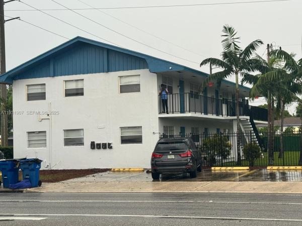 Blue Heron Park, 215 W Blue Heron Blvd 1 #, Riviera Beach, Florida 33404, image 1