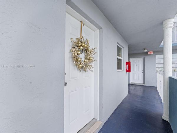 El Sol, 1655 W 44th Pl #448, Hialeah, Florida 33012, image 1