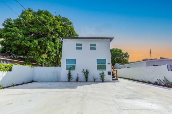 Orange View Park, 2242 NW 64th St, Gladeview, Florida 33147, image 3