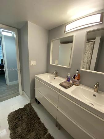 Newport, 455 S Pine Island Rd #307C, Plantation, Florida 33324, image 2